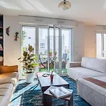 Stunning Private Room To Visit Paris
